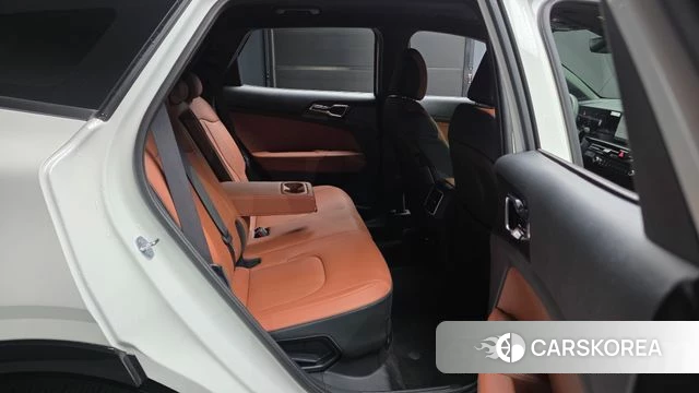 Kia The New Sportage 5th Generation Hybrid 2026 Белый из Кореи, фото 3