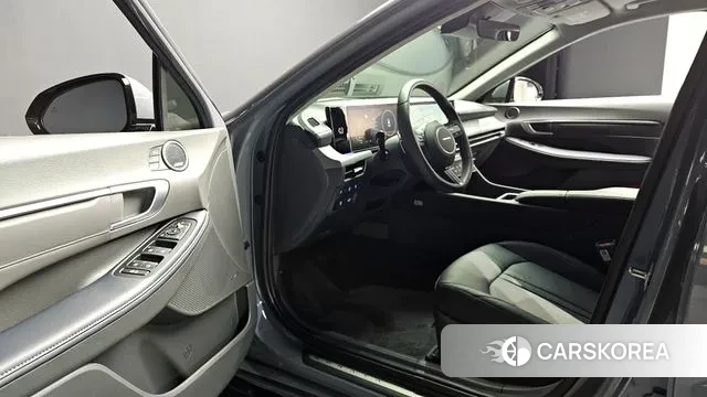 Hyundai Sonata D Edge Hybrid (DN8) 2024 Серый из Кореи, фото 3