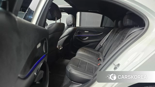 Mercedes-Benz E-Class W213 2021 Белый из Кореи, фото 3