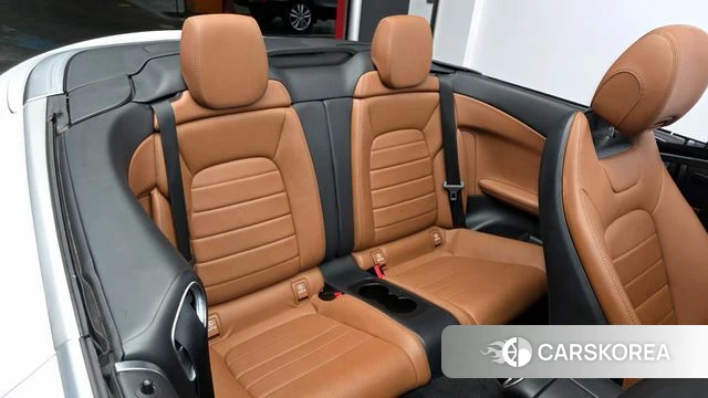 Mercedes-Benz C-Class W205 2018 Белый из Кореи, фото 3