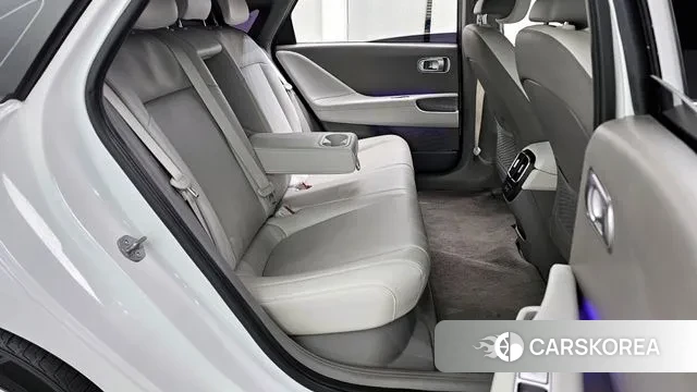 Hyundai Ionic 6 2023 Белый из Кореи, фото 3