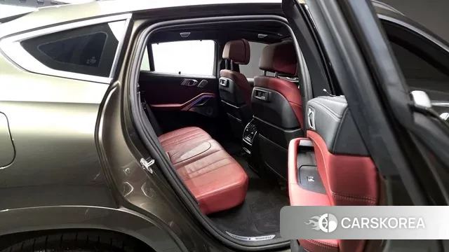 BMW X6 (G06) 2021 Золотой из Кореи, фото 3