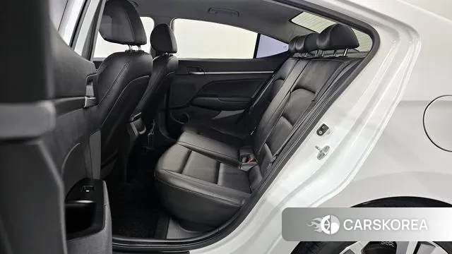 Hyundai Avante AD 2018 Белый из Кореи, фото 3