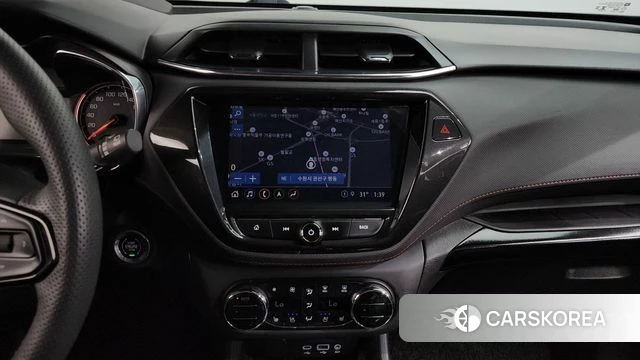 Chevrolet (GM Daewoo) Trailblazer 2022 Белый из Кореи, фото 3