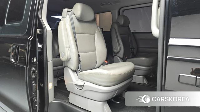 Hyundai The New Grand Starex 2018 Черный из Кореи, фото 3