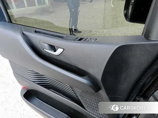 Hyundai Staria 2022 Серый из Кореи, фото 3