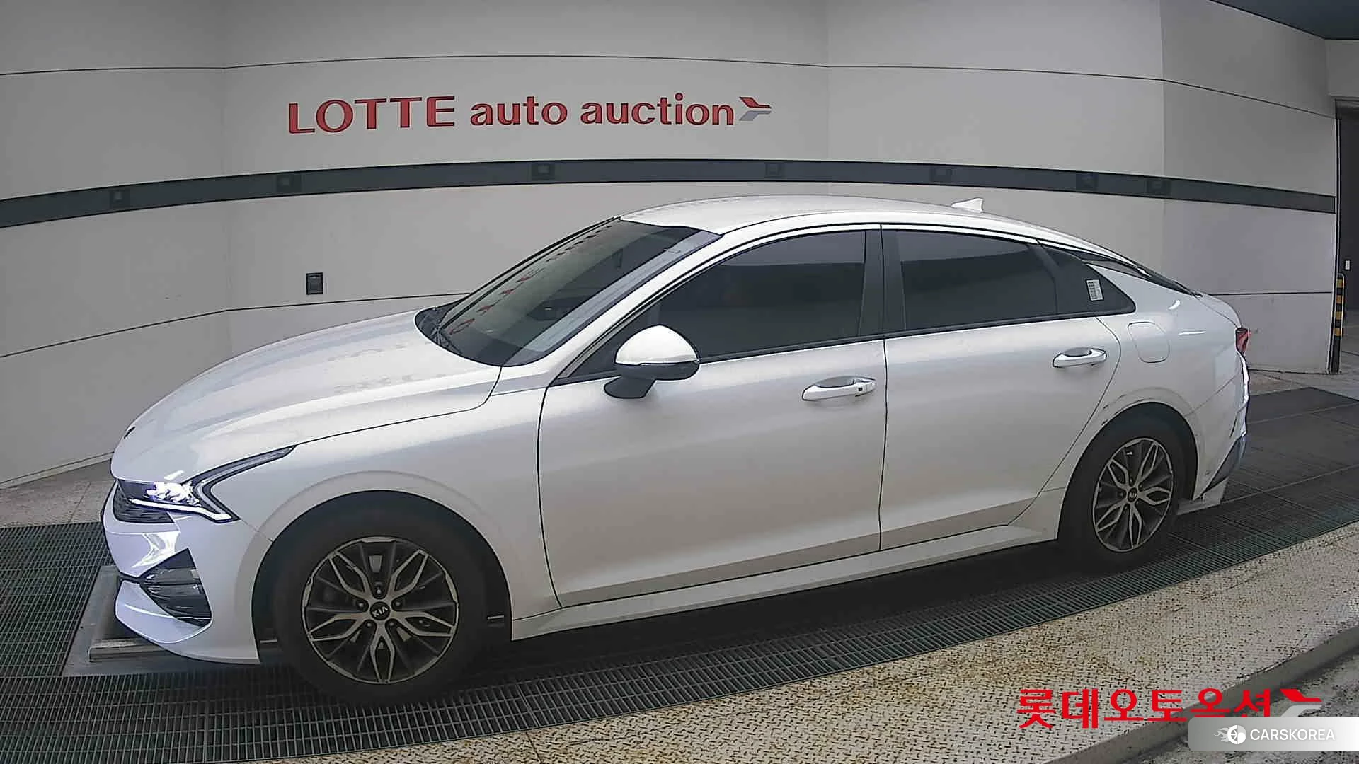 Kia K5 2021 Snow White Pearl (optional) из Кореи, фото 3