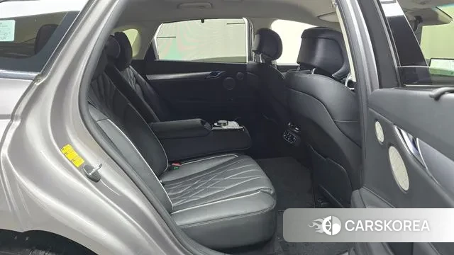 Genesis G80 (RG3) 2023 Серебристо-серый из Кореи, фото 3