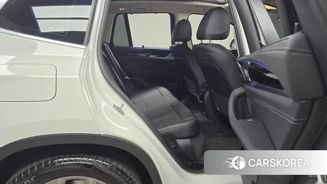 BMW X3 (G01) 2023 Белый из Кореи, фото 3