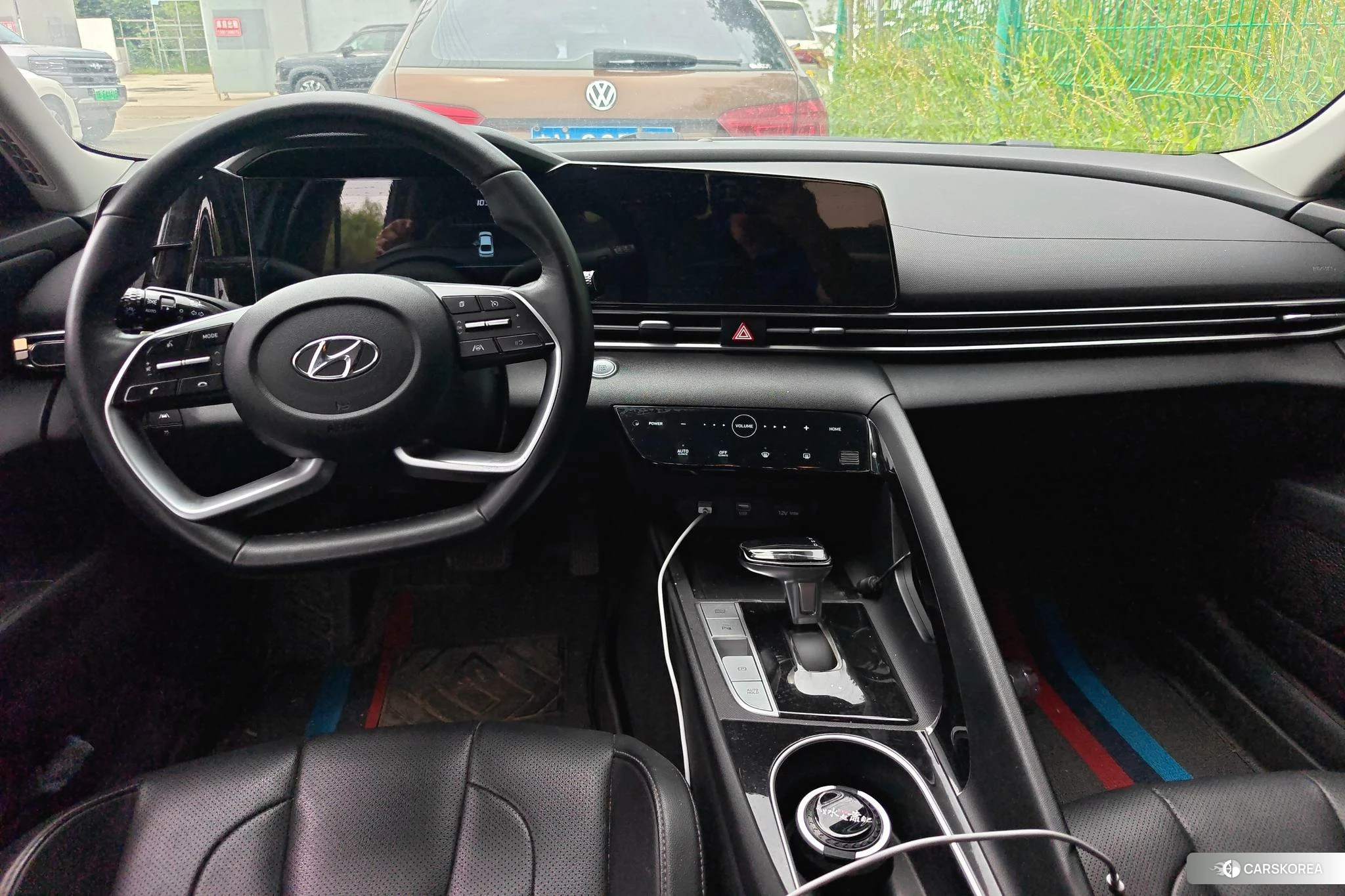Hyundai Elantra 2022 Белый из Китая, фото 3