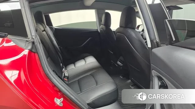 Tesla Model 3 2019 Красный из Кореи, фото 3