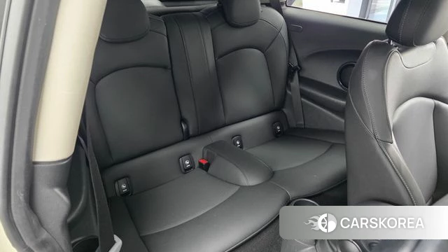 Mini Cooper 2022 Жемчужный цвет из Кореи, фото 3