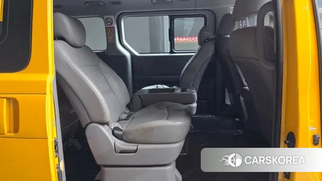 Hyundai The New Grand Starex 2019 Желтый из Кореи, фото 3