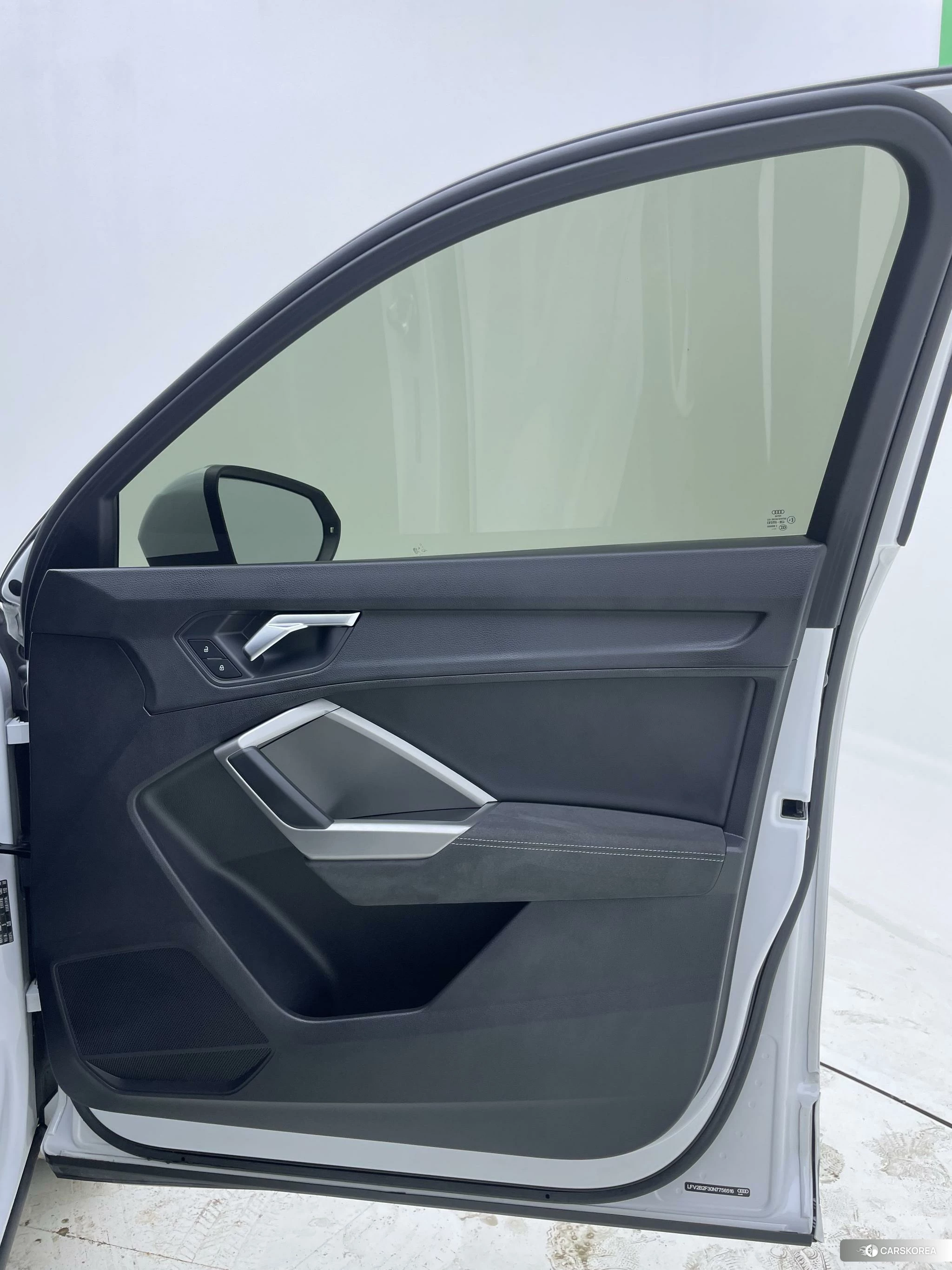Audi Q3 2022 Белый из Китая, фото 3