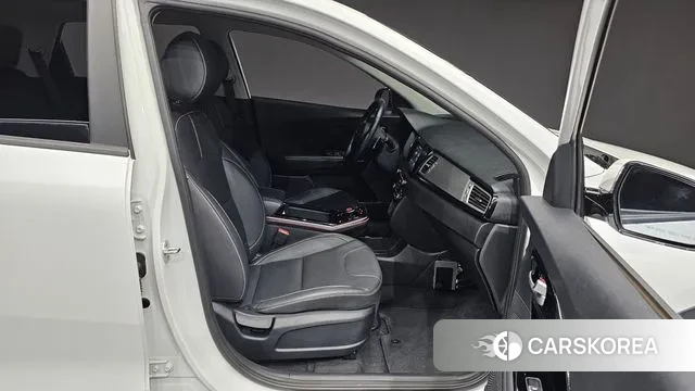 Kia Niro EV 2021 Белый из Кореи, фото 3