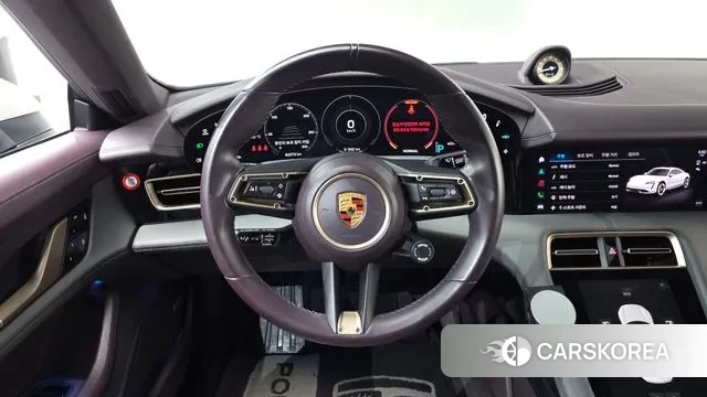 Porsche Taycan 2021 Серебристо-серый из Кореи, фото 3