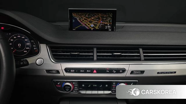 Audi Q7 (4M) 2019 Серый из Кореи, фото 3