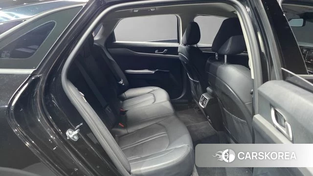 Kia K5 3rd generation 2023 Черный из Кореи, фото 3
