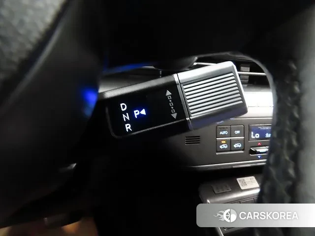 Hyundai Kona (SX2) 2023 Красный из Кореи, фото 3