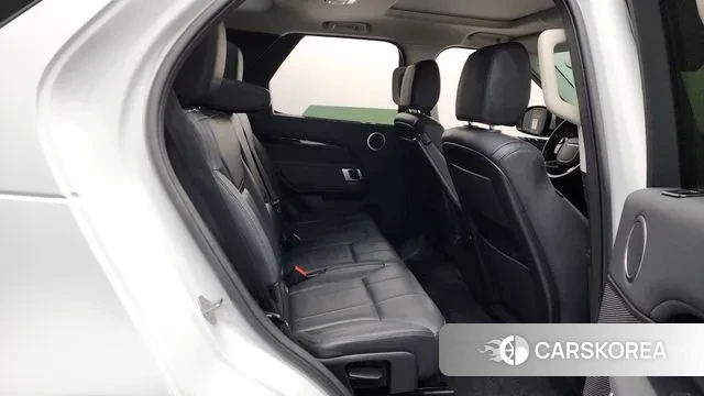 Land Rover Discovery 5 2019 Белый из Кореи, фото 3