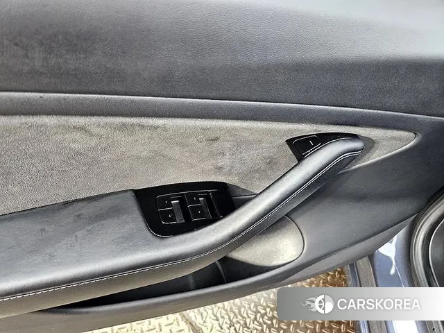 Tesla Model 3 2020 Серый из Кореи, фото 3