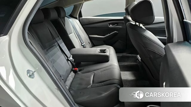Honda Accord 11th Generation 2024 Белый из Кореи, фото 3