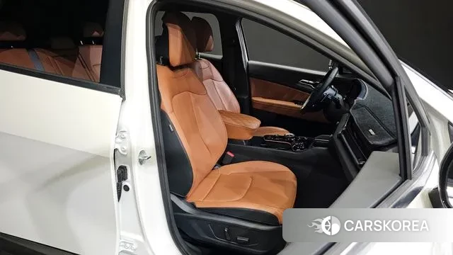 Kia Sportage 5th Generation 2023 Белый из Кореи, фото 3