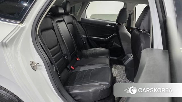 Volkswagen 7th Generation of Jetta 2022 Белый из Кореи, фото 3