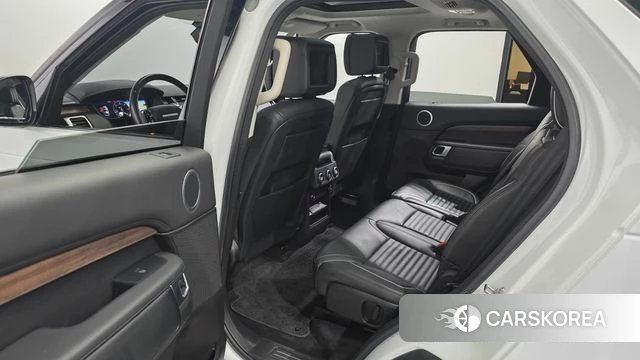 Land Rover Discovery 5 2019 Белый из Кореи, фото 3