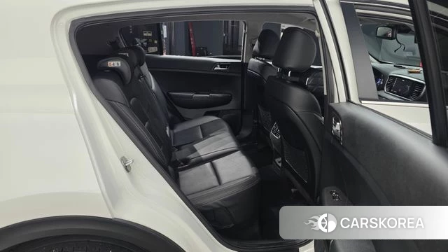 Kia Sportage The Bold 2018 Белый из Кореи, фото 3