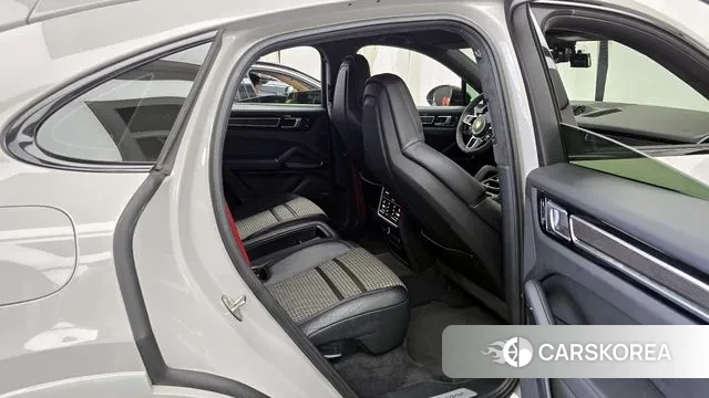 Porsche Cayenne (PO536) 2021 Серебряный из Кореи, фото 3