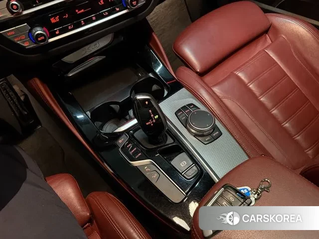 BMW X4 (G02) 2020 Белый из Кореи, фото 3