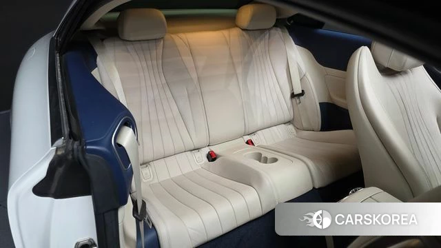 Mercedes-Benz E-Class W213 2021 Белый из Кореи, фото 3