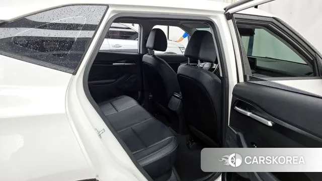 Kia Seltos 2022 Белый из Кореи, фото 3