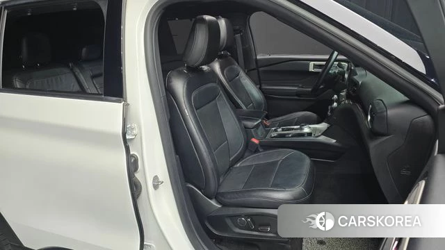 Ford Explorer 6th Generation 2020 Белый из Кореи, фото 3