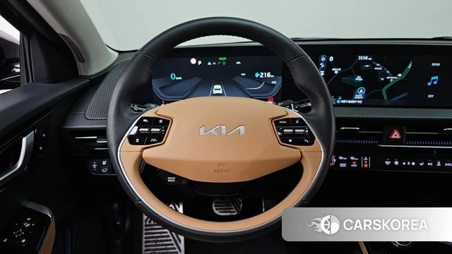 Kia EV6 2023 Черный из Кореи, фото 3