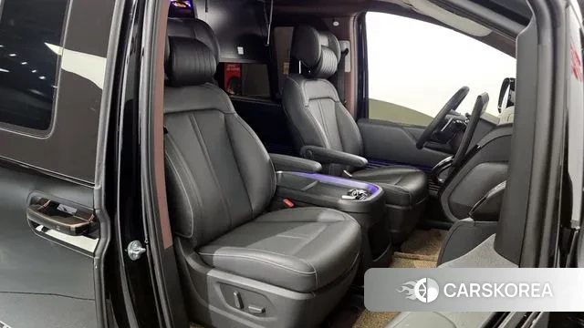 Hyundai Staria 2025 Черный из Кореи, фото 3