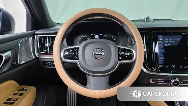 Volvo V60 Cross-Country 2nd Generation 2022 Синий из Кореи, фото 3
