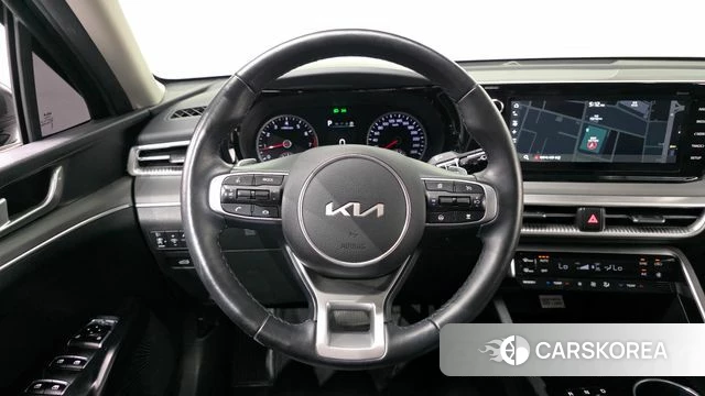 Kia K5 3rd generation 2023 Серый из Кореи, фото 3