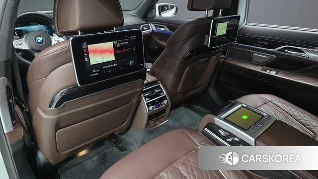 BMW 7 Series (G11) 2021 Белый из Кореи, фото 3