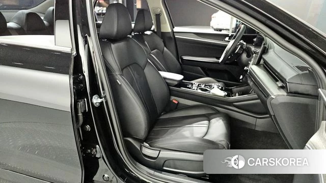 Kia The New K5 3rd generation 2024 Черный из Кореи, фото 3