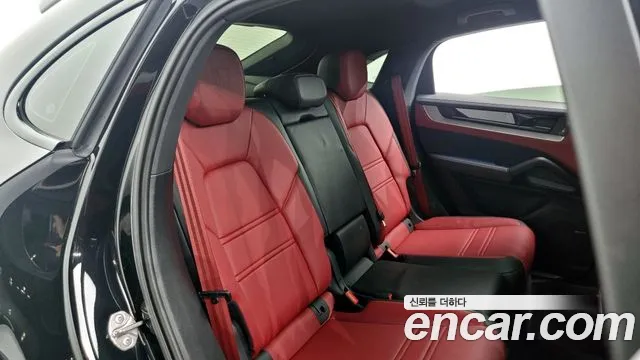 Porsche Cayenne (PO536) 2024 Черный из Кореи, фото 3