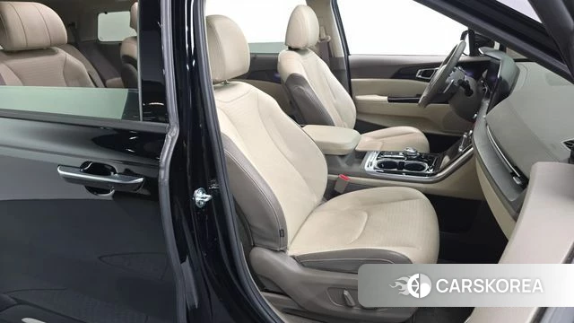 Kia Carnival 4th generation 2023 Черный из Кореи, фото 3