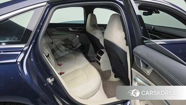 Audi A6 (C8) 2021 Синий из Кореи, фото 3