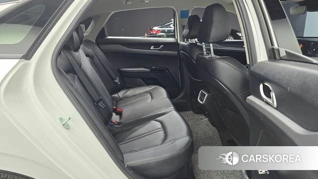 Kia The New K5 Hybrid 3rd generation 2024 Белый из Кореи, фото 3