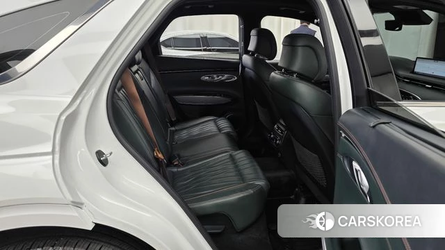Genesis GV70 2022 Белый из Кореи, фото 3