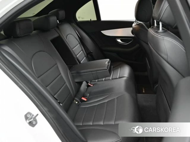 Mercedes-Benz C-Class W205 2020 Белый из Кореи, фото 3