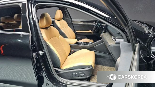 Kia K5 3rd generation 2020 Черный из Кореи, фото 3