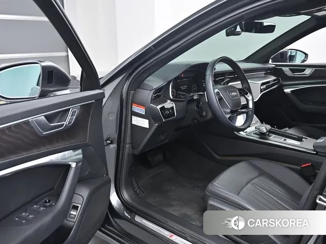 Audi A6 (C8) 2023 Серый из Кореи, фото 3