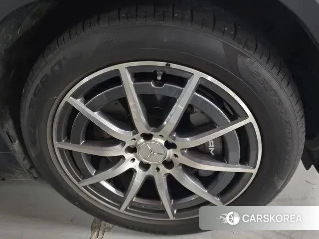 Mercedes-Benz GLA - Class H247 2022 Черный из Кореи, фото 3